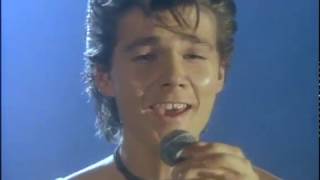 Download Lagu A Ha - Take On Me (clean HQ) MP3