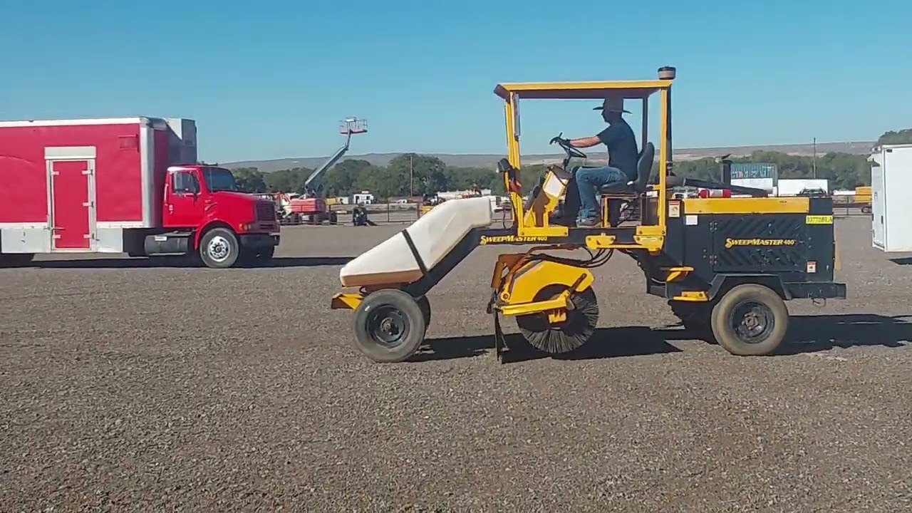 Lot 204:  2016 Laymor Sweep Master 400 Road Broom