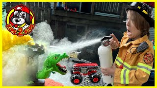 Monster Jam & Hot Wheels Monster Trucks MESSIEST OBSTACLE COURSE  FIRE RESCUE! (SpiderMan Special)