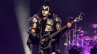 Kiss - Deuce (Front Row, Quebec City, QC - November 19, 2023) by RTG Redtruck305 410 views 5 months ago 8 minutes, 5 seconds