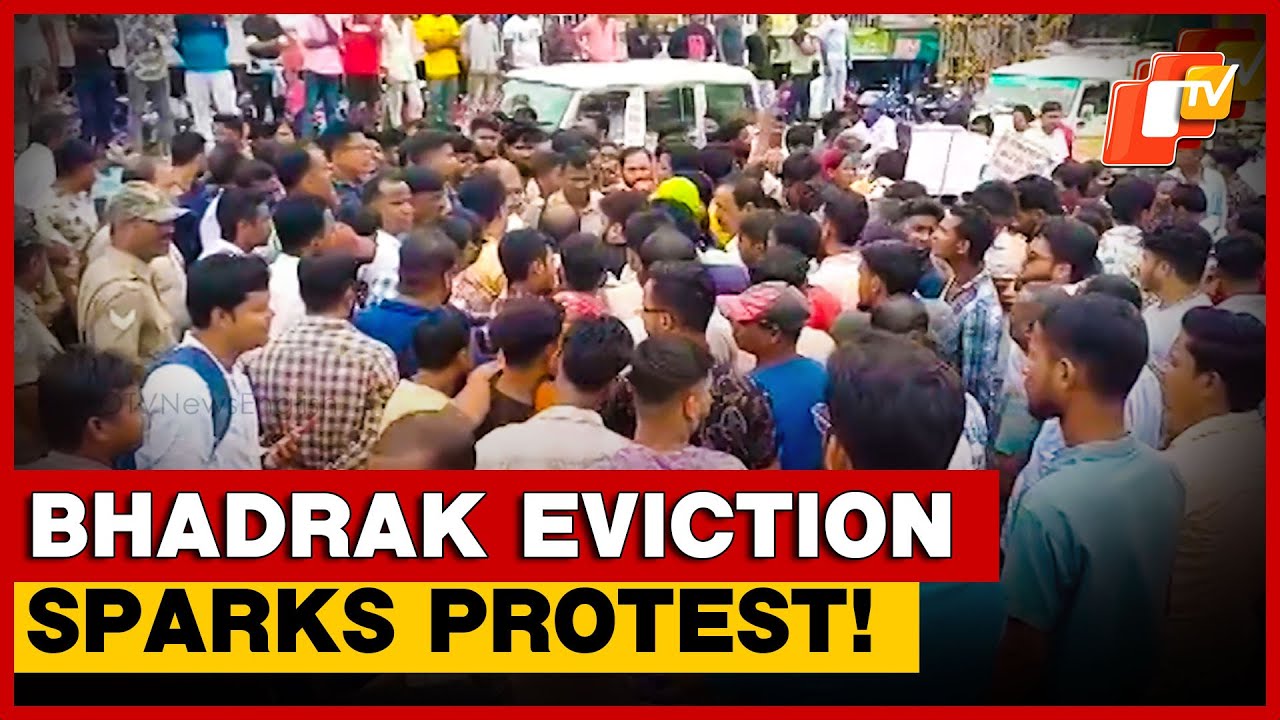 Tension In Bhadrak As Shopkeepers Protest Eviction Drive