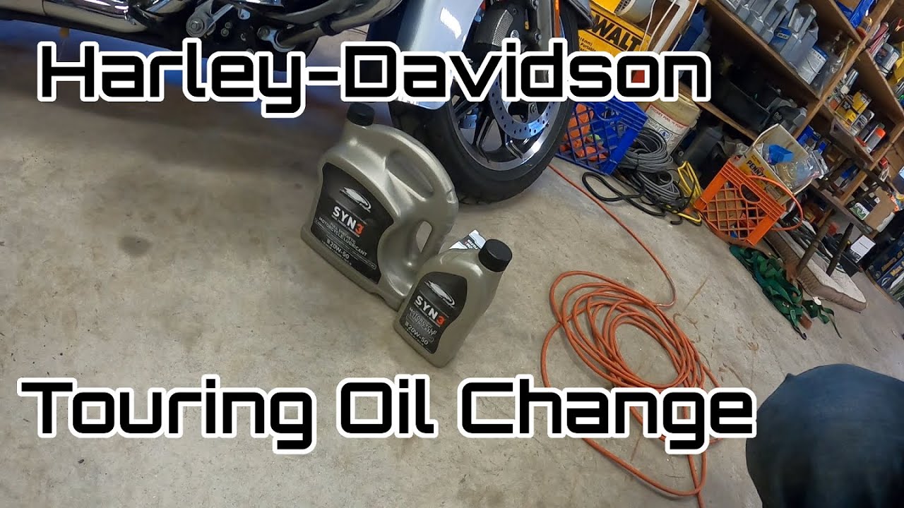 How to change the engine oil in a Harley Davidson Ultra Limited FLHTK