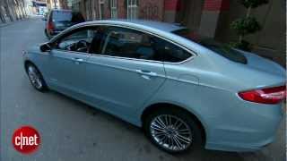Car Tech - 2013 Ford Fusion Hybrid