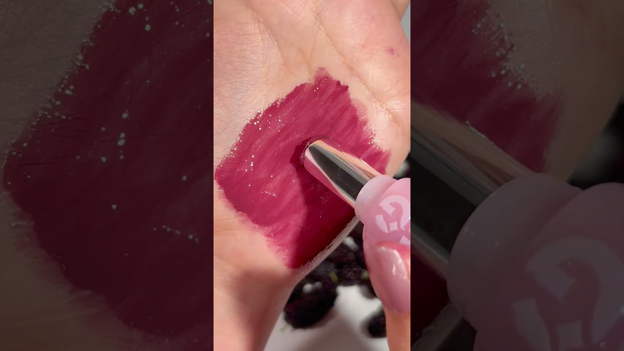 We can't get this shade out of our heads 😍