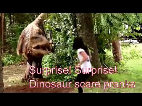 jurassic-park-scare-pranks-|-dinosaur-scare-pranks-compilation