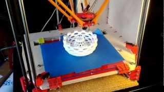 Rostock printing Klein Bottle by Dizingof