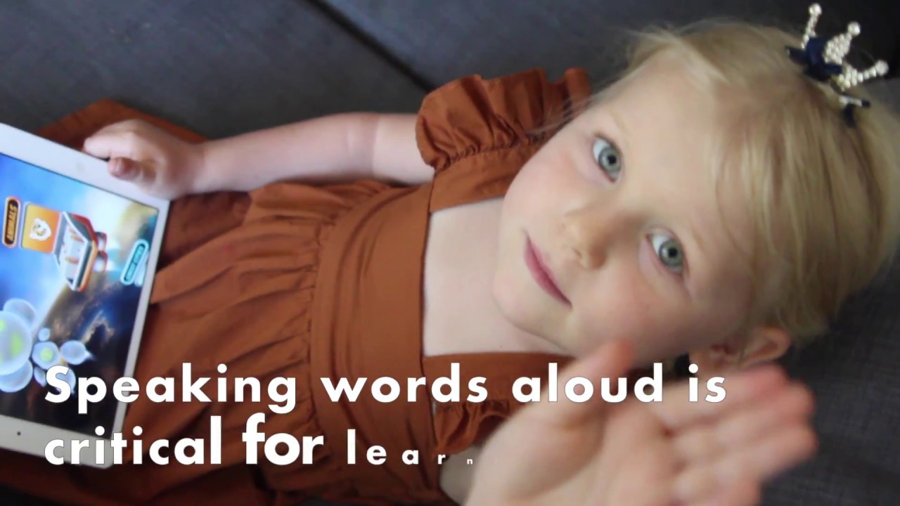 Child talks with AI powered cartoon robot and learns to count - YouTube
