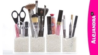 Organize Your Makeup: How to Organize Cosmetics in the Bathroom