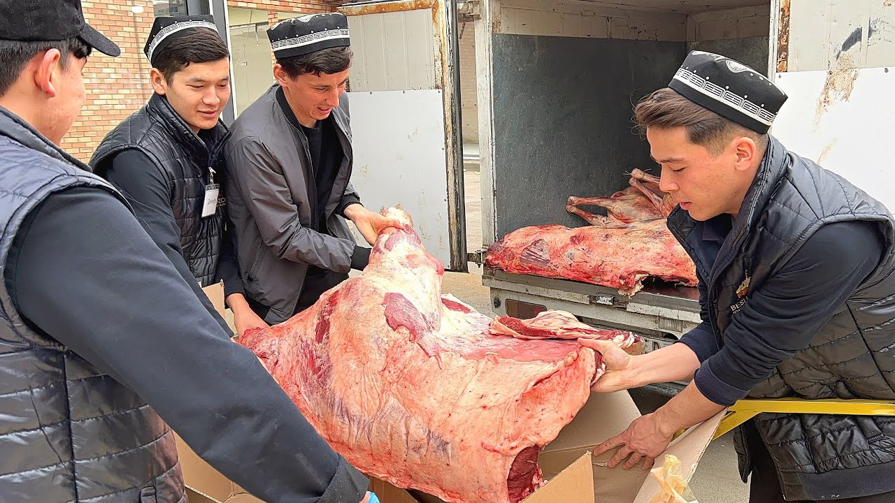 Meat BURIED in the GROUND ! Cooking in the most amazing and unusual way