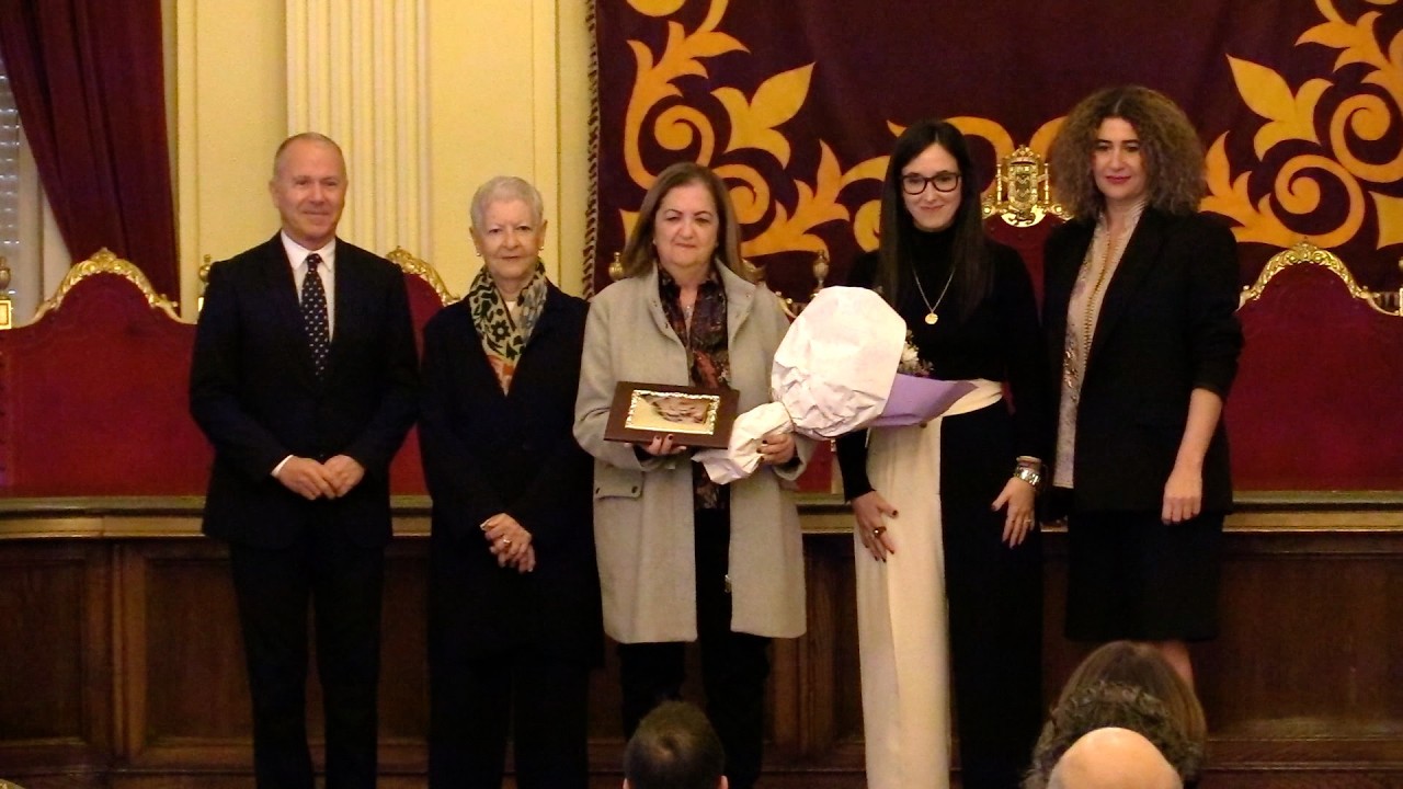 Isabel Migallón recibe el Premio Lourdes Carballa 2026