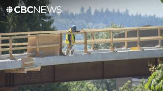 The stal̕əw̓asəm Bridge will close for the weekend, months after it opened