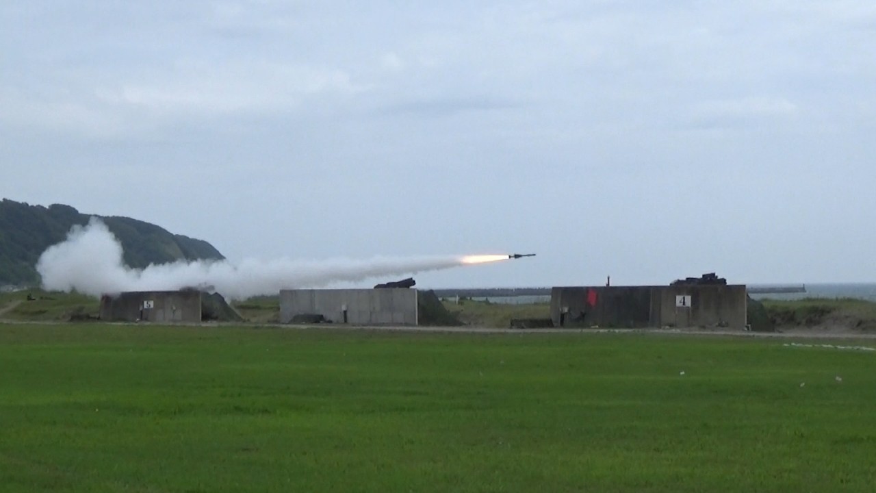 無人標的機発射と81式短距離地対空誘導弾（短SAM）の実弾射撃展示 静内