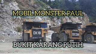 Mobil Monster Paun Di Bukit Karang Putih