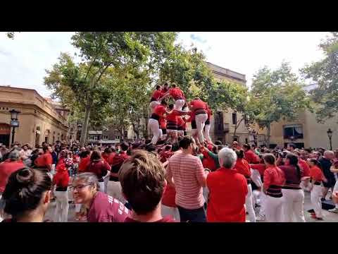 Castellers de Barcelona: 7 de 8 - Festa Major de Sarrià 2025