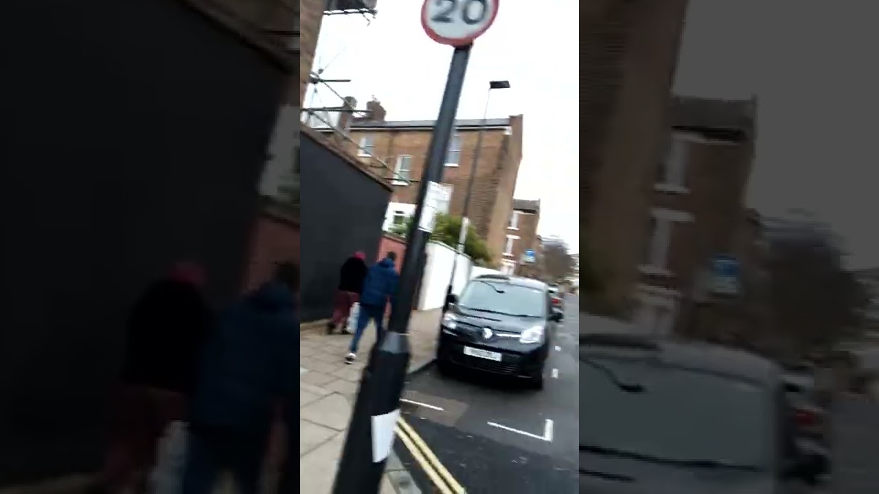 Emz- Izzy Hood tour Guide,Part III