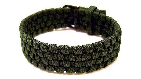 How to Make a Simple „Rastaclat Style“ Quick Deploy Paracord Bracelet-Single Strand „Mad Max Style“