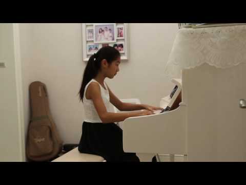 Sara สรรเสริญพระบารมี Piano Solo 1