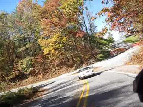 Fall GL1800 Gold Wing Mountain Motorcycle Ride - G...