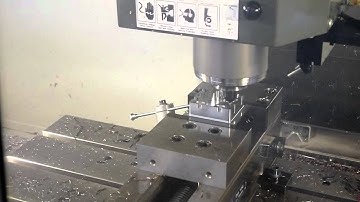 DREHER AG präsentiert SolidCAM iMachining auf HAAS VF-2