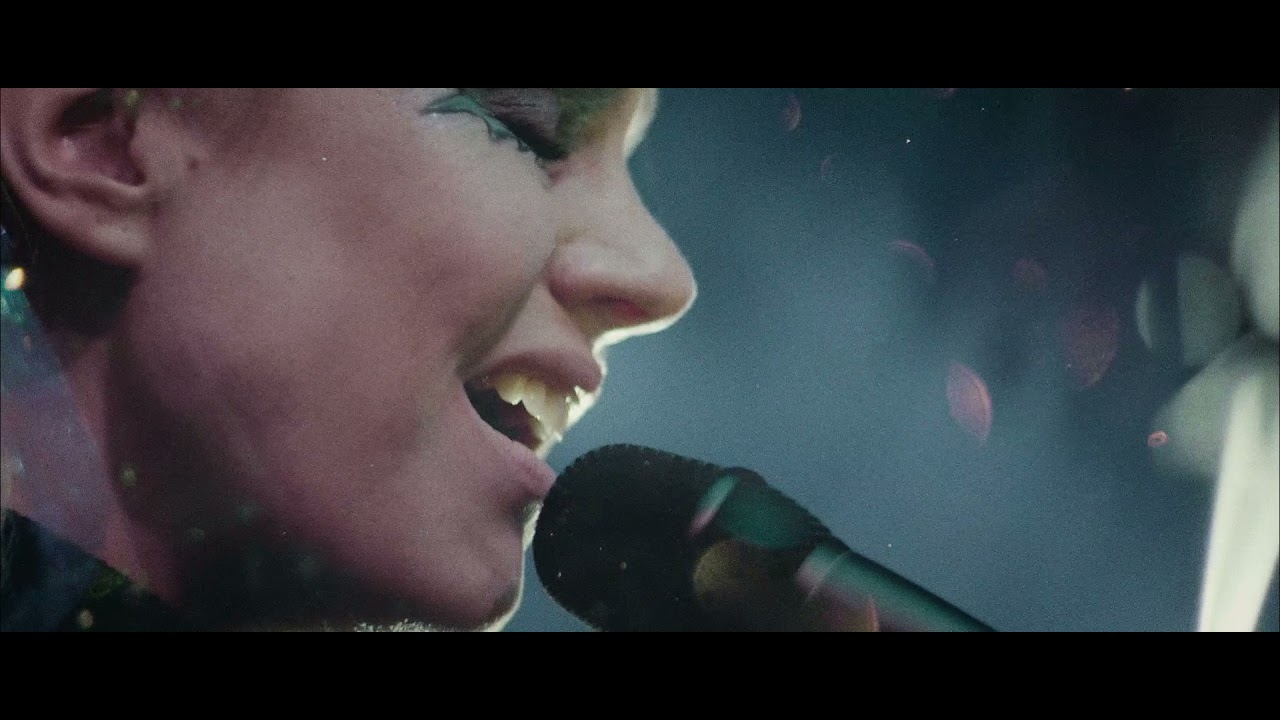 Susanna brengt nieuwe single "Alchemy of Suffering" uit content media