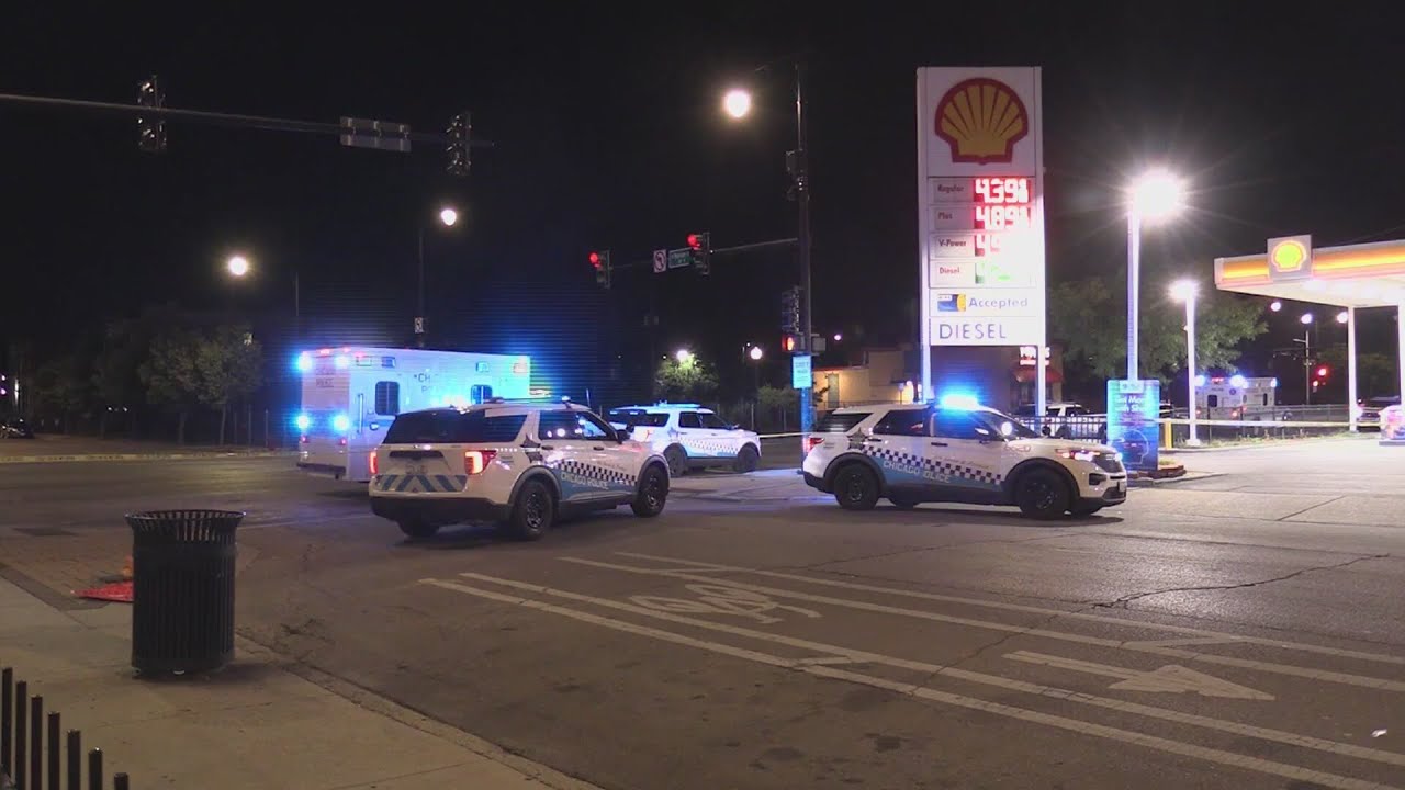 Man, 21, fatally shot in head at gas station on Near West Side - YouTube