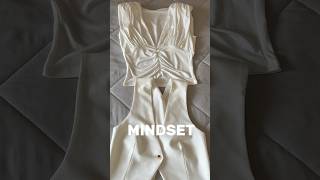Артикул #380905054Артикул #386296409 #trends #unpacking #img