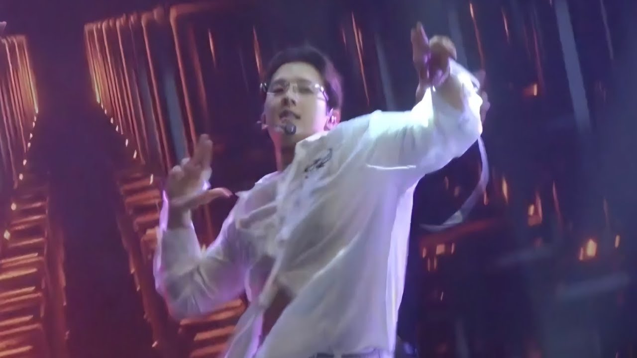 260117 LEE MINHYUK(HUTA)CONCERT [𝐇𝐎𝐎𝐊-𝐖𝐇𝐎:𝐊𝐈𝐍𝐆] IN BANGKOK BORA 