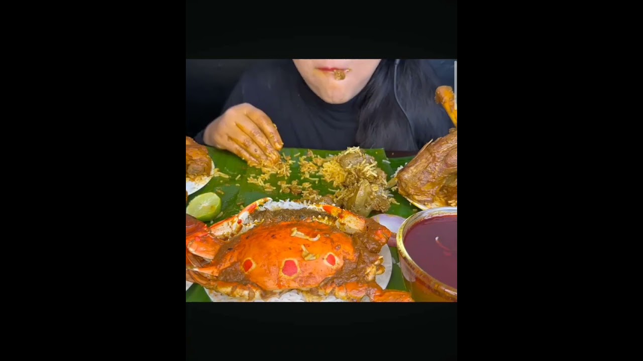 fish curry, chicken liver curry, chicken leg curry,egg curry with rice 