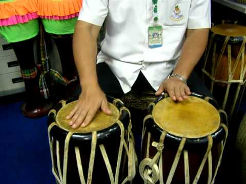 กลองหน้าทับลาว เพลงลาวล่องน่าน