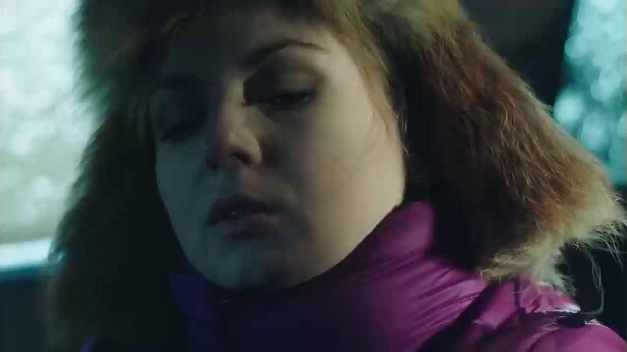 Strangulation smother. Female strangulation частные фото. Женский странглинг удушье. Хлороформом клип. Pillow smother telenovela.