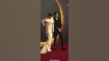 Zendaya & Timothée Chalamet having fun on the Dune premiere carpet