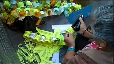 Unchain our right to vote! Workers deliver messages to NLRB