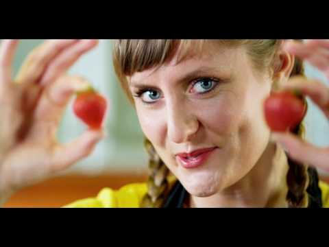 Video: Adit Med Torkad Frukt Och Marsipan