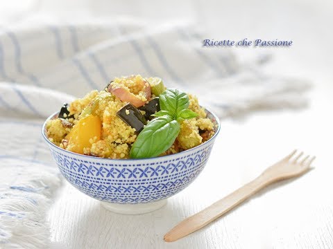 Video: Agnello Con Cous Cous, Curry, Yogurt E Zucchine