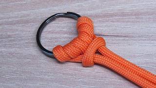 How to tie Easy Paracord keychain for beginners. Paracord keychain-making crafting.