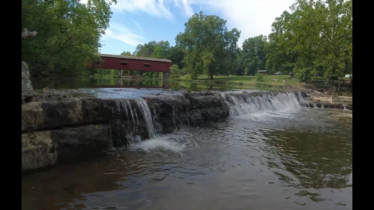 Cataract Falls behind the upper falls (go 