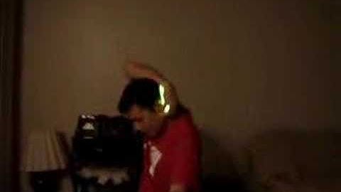 Glowsticking.com Freehand Allen (dragonglow) Practice 8.4.06