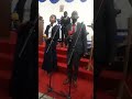 Fr john akilimali interprte les aigles chanteurs et past lifoko dans paradoxe tabernacle