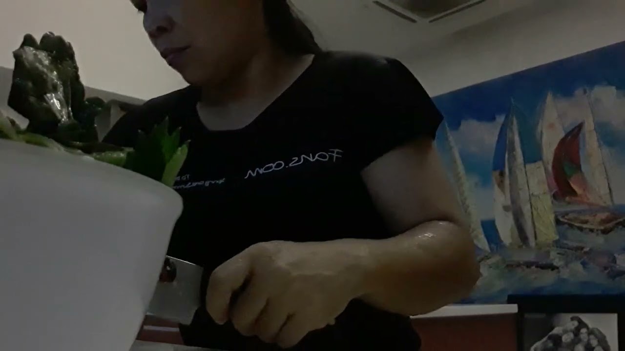 3-09-26 make celery juice //healthy juice 