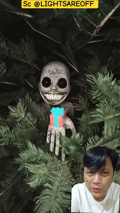 Ada monster kecil di pohon natal ‼️ @LIGHTSAREOFF