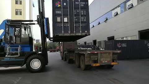 SOCMA 32 ton forklift trucks for heavy containers handling