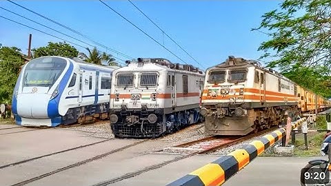 🔥 Multiple Indian Trains Crossing Railgate | Rail Raod Crossings | Level Crossing