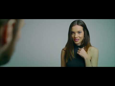 Split The I Grave 2 Hollywood Movie 