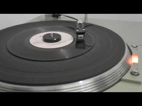 英12” Cornell Campbell Never Let It Go GRED133 Greensleeves Records /00250 Cornell Campbell - I'll Never Let It Go - YouTube