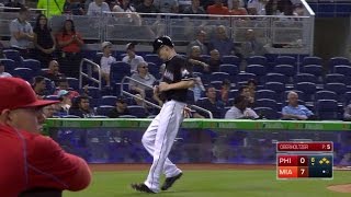 PHI@MIA: Conley scores from third on a double play