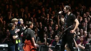 Video voorbeeld van ""Ben Invites Kids Onstage & Diary of Jane" Breaking Benjamin@State College, PA 1/17/18"