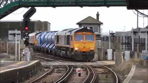 GBRf Class 66730 + 66732 at Newhaven Harbour Working 3W90 Tonbridge RHTT - 01/10/17
