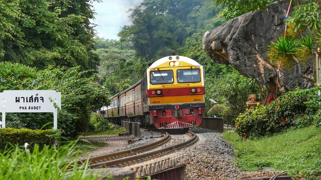 ผาเสด็จ