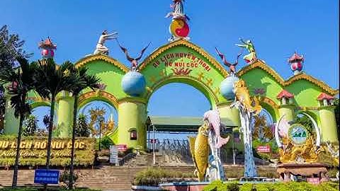 toàn cảnh cổng hồ núi cốc thái nguyên