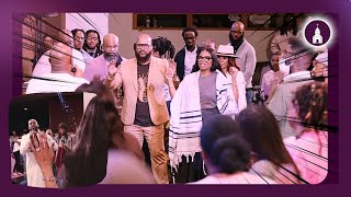 Bishop S. Y. Younger Prophesying and Laying Hand | PRAISE BREAK at The Gathering Place DC